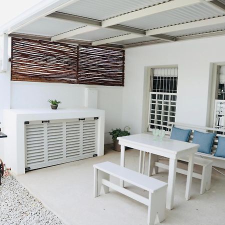 River Bend Guesthouses Graaff-Reinet Екстериор снимка