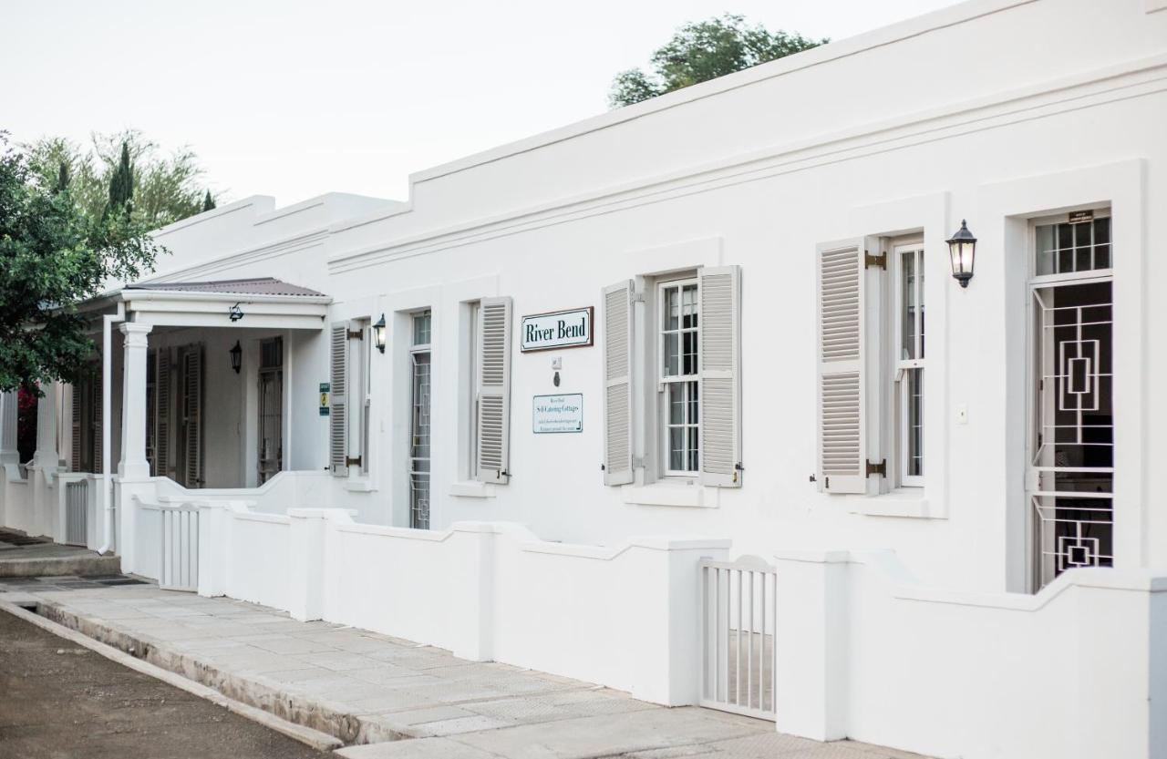 River Bend Guesthouses Graaff-Reinet Екстериор снимка