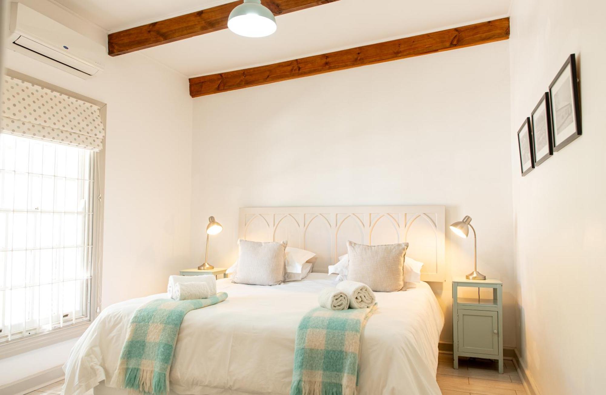 River Bend Guesthouses Graaff-Reinet Екстериор снимка