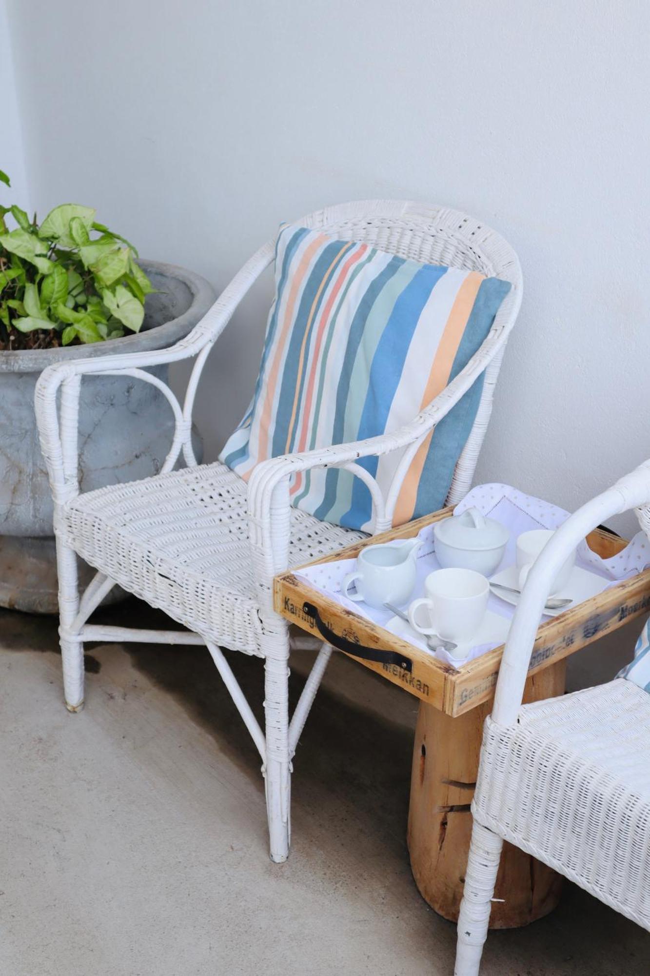 River Bend Guesthouses Graaff-Reinet Екстериор снимка