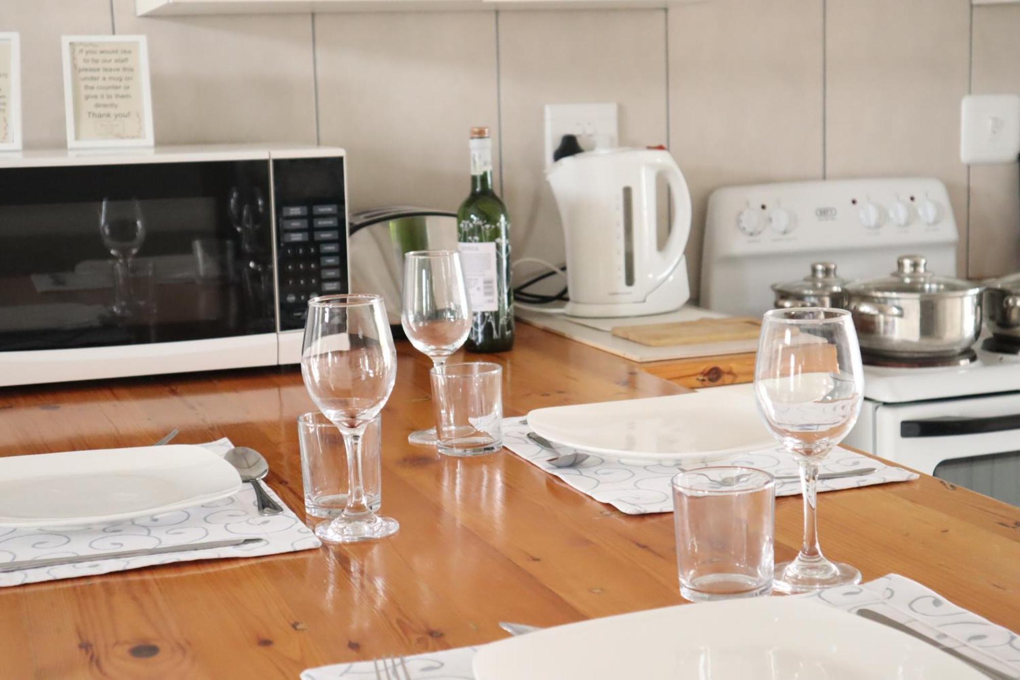 River Bend Guesthouses Graaff-Reinet Екстериор снимка