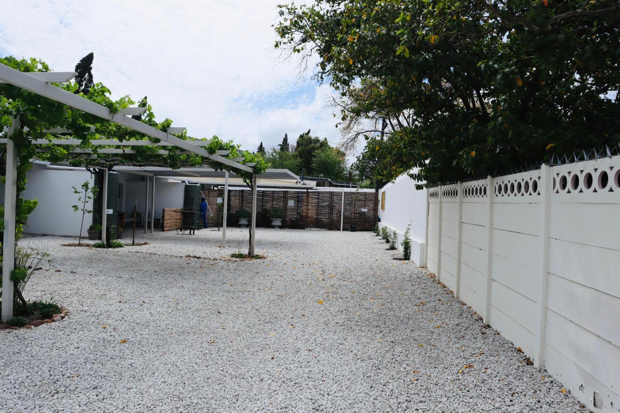 River Bend Guesthouses Graaff-Reinet Екстериор снимка