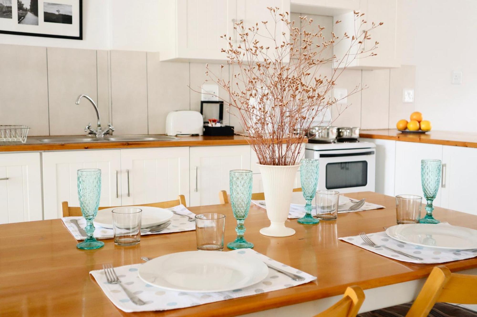 River Bend Guesthouses Graaff-Reinet Екстериор снимка